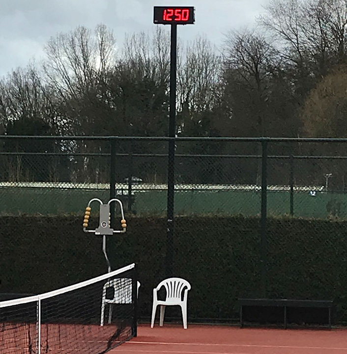 LED KLOK tennis