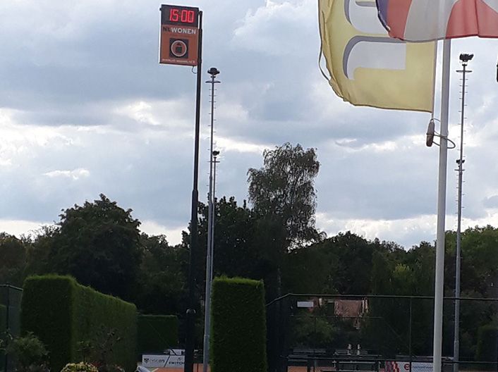 LED klok tennispark